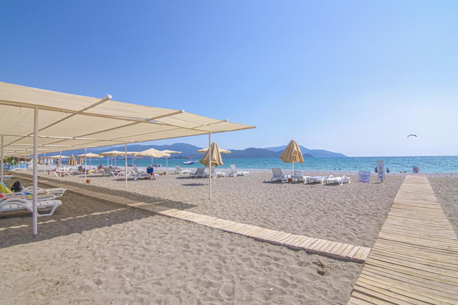 Sunset Beach Club Aqualettings Oyster 5 페티예 외부 사진